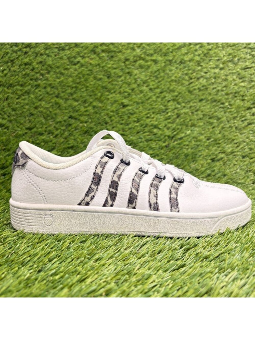 K-Swiss Court Pro II Leopard Womens Size 6 White Black Athletic Shoes Sneakers